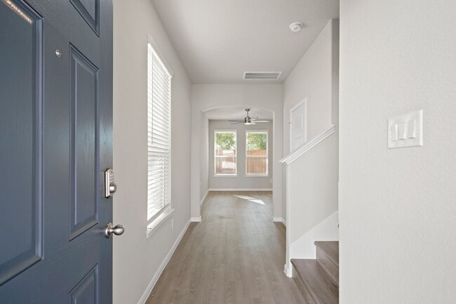 Photo - ***SPECIAL AVAILABLE!*** House