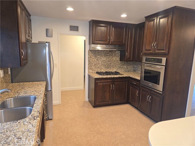 Foto del edificio - 6604 Dillman St