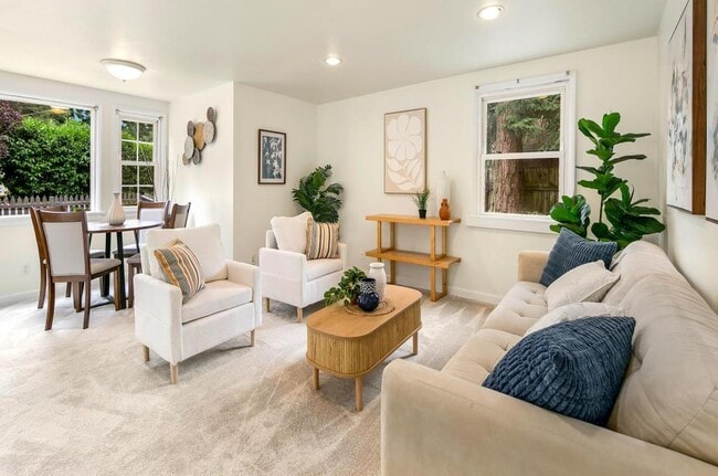 Foto del edificio - 13753 Ashworth Ave N