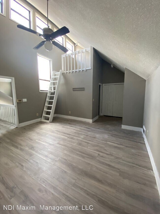 Building Photo - 3 br, 2 bath House - 260 Lamplighter lane