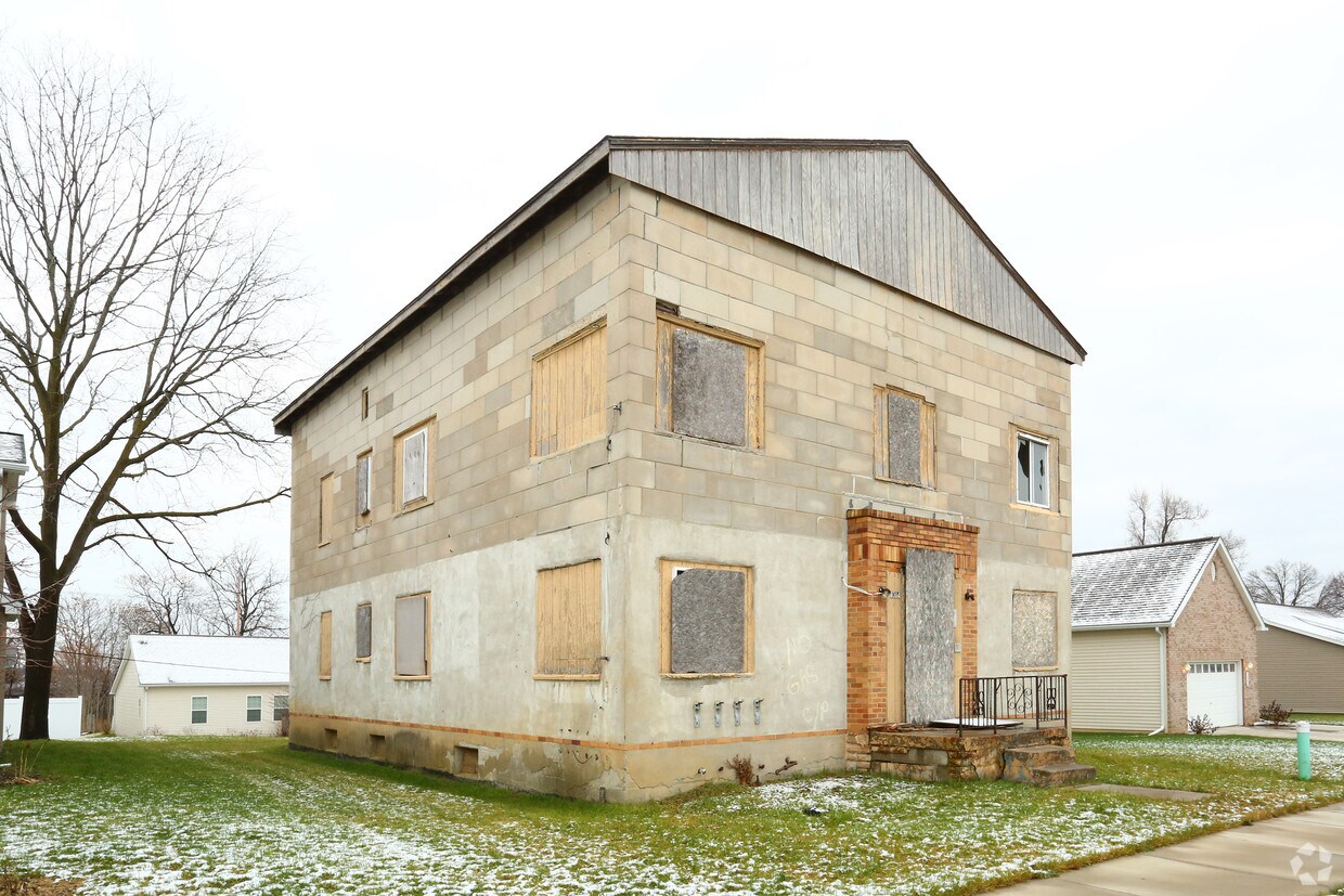 Building Photo - 1314 Root St