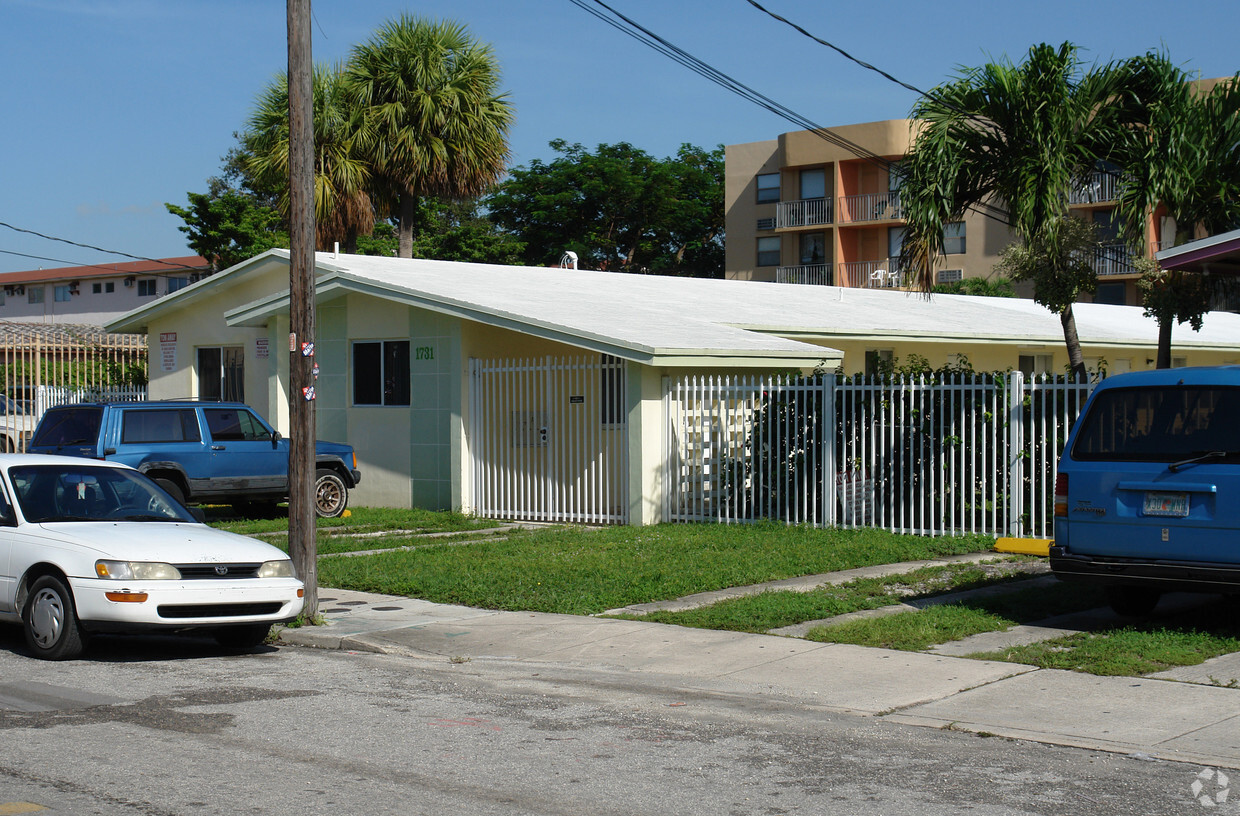 Foto del edificio - 1731 SW 5th St