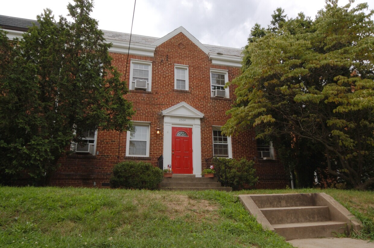 Primary Photo - 2304 40th St NW