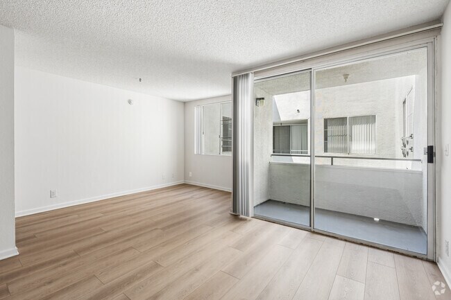 Estudio - 575 pies cuadrados - Sala de estar - The Westbury