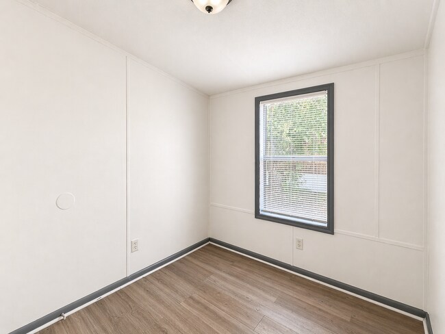 Foto del edificio - Freshly Updated Single-Wide in Quiet Community!