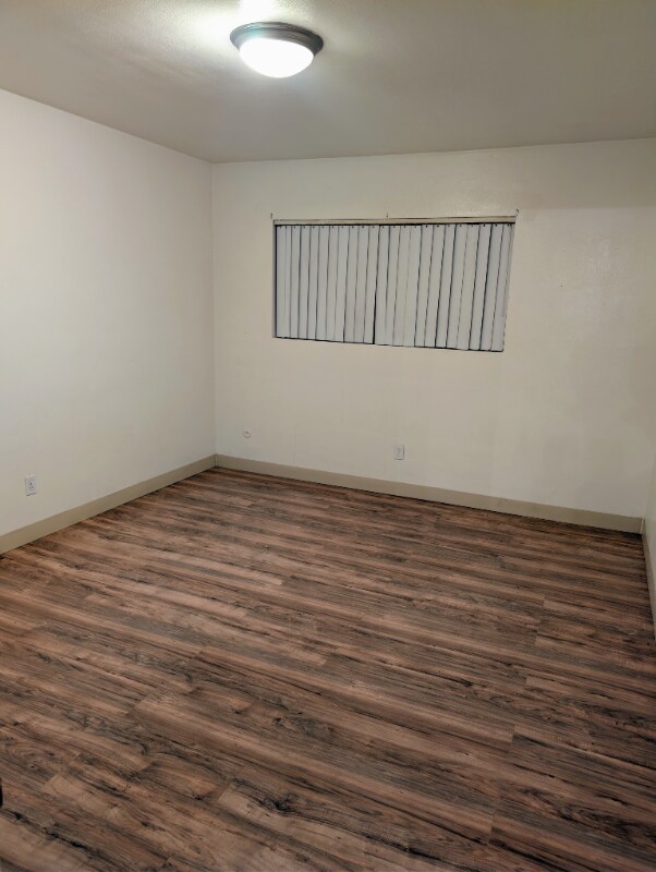 Foto del edificio - 1025 N Madison St