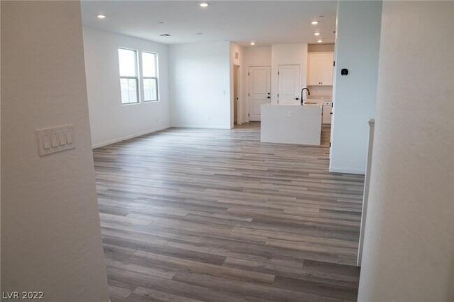 Building Photo - 11585 Alpine Cove Ave