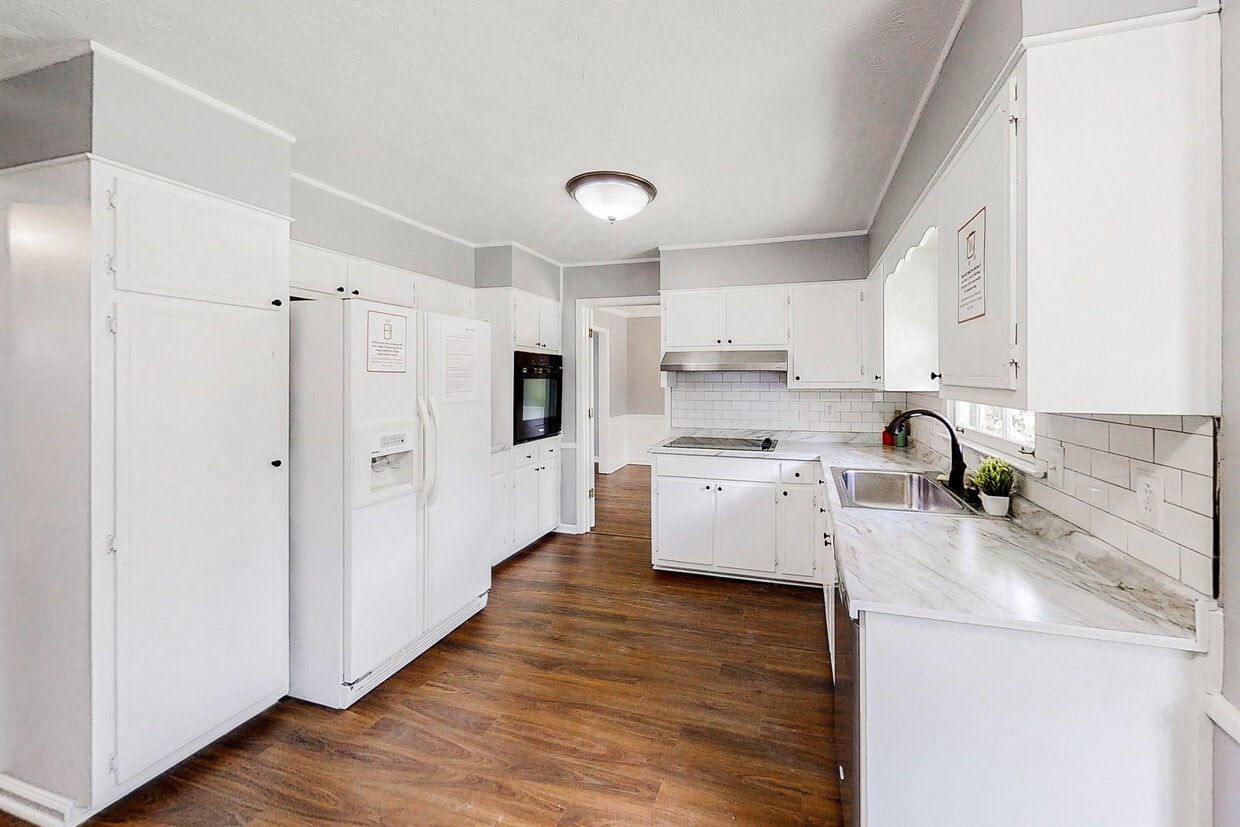 Photo - 5338 Oshea Lane