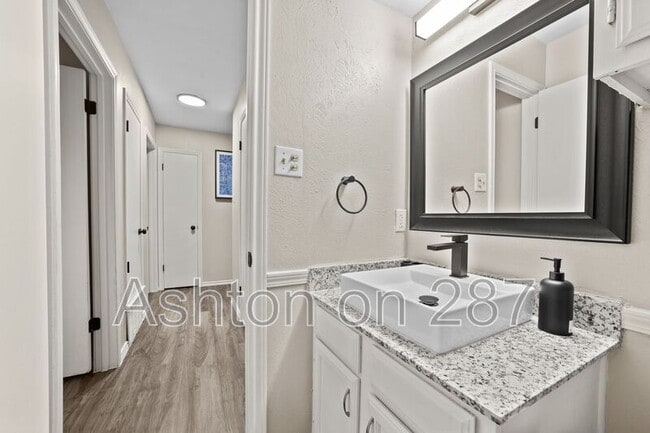 Foto del edificio - 1301 US-287