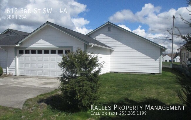 Foto del edificio - **PENDING APP*** Beautiful 3 Bed 2 Bath Du...
