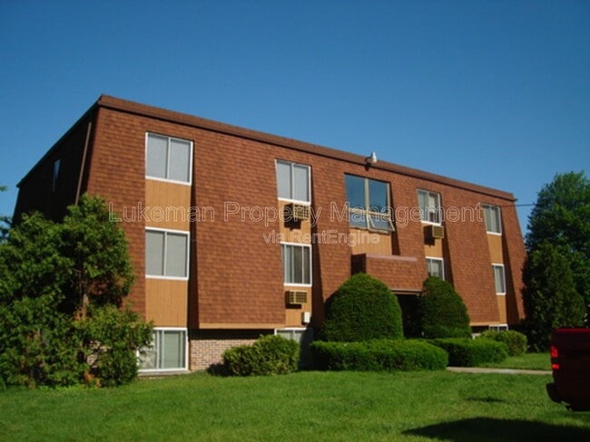 Building Photo - 13024 N Boulevard St