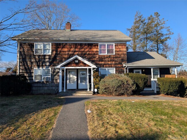 Foto del edificio - 1751 US-6