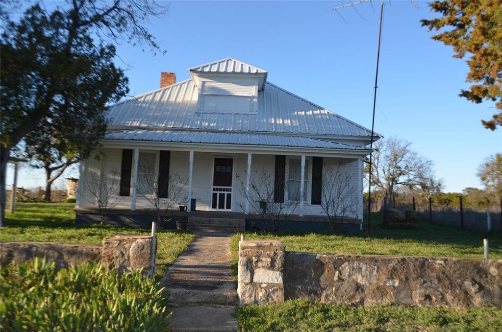 5080 Tin Top Rd, Weatherford, TX 76087 House Rental in Weatherford