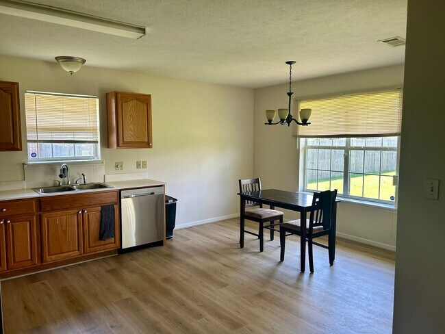 Foto del edificio - 1803 Brookhaven St