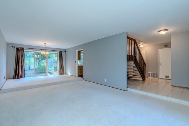 Foto del edificio - 985 Big Bend Dr