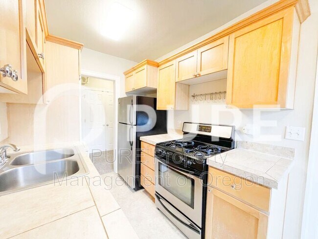 Foto del edificio - 701 NE 28th Ave