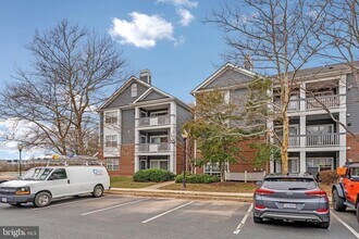 Building Photo - 20320 Beechwood Terrace