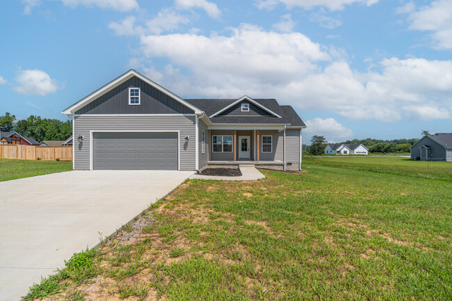 Building Photo - 147 Greenbriar Ln