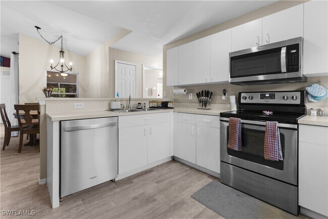 Foto del edificio - 11568 Forest Mere Dr