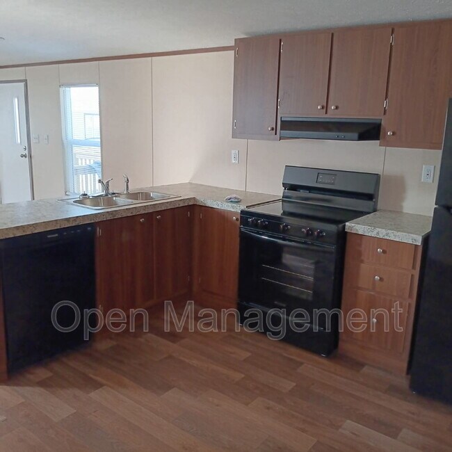 Building Photo - 2501 Martin Luther King Dr