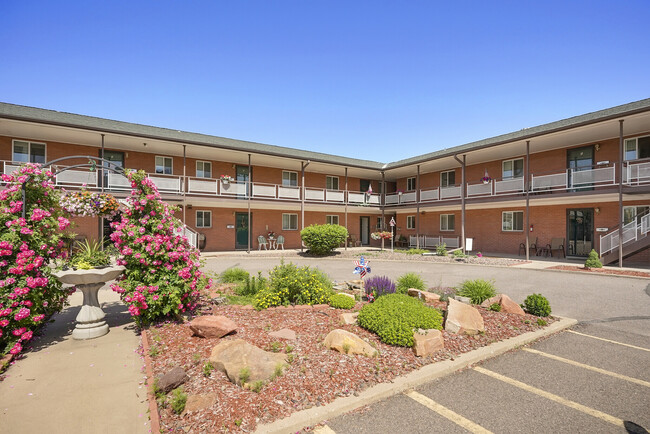 Building Photo - Lakeview Apartments