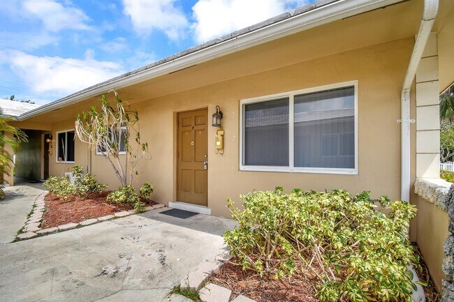 Foto del edificio - 4751 NE 21st Ter