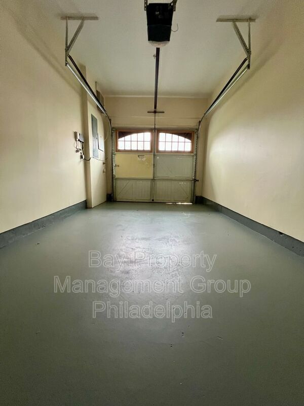 Foto del edificio - 328 Ross Ct