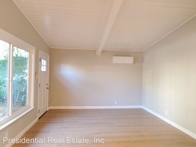 Building Photo - 3 br, 1 bath House - 778 Hamilton Ave