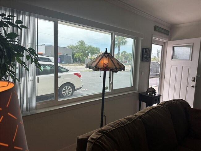 Foto del edificio - 6161 Gulf Winds Dr