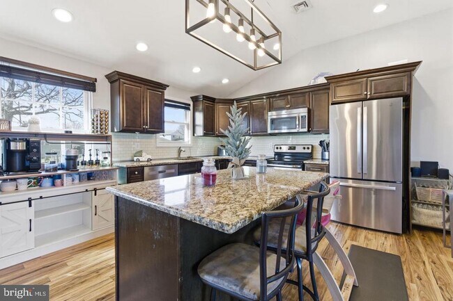 Foto del edificio - 62 Oldbrook Rd