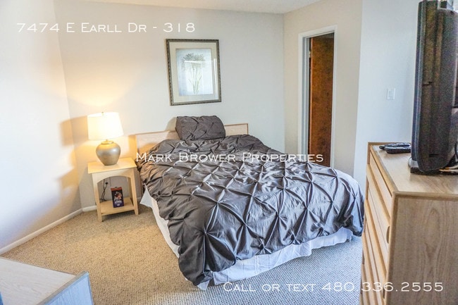 Building Photo - 7474 E Earll Dr