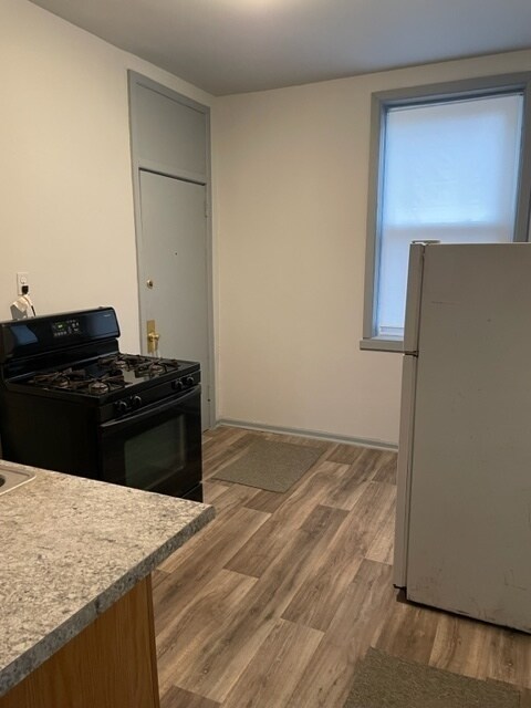 Foto del edificio - 1237 W Marquette Rd