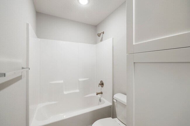 Foto del edificio - New build 3 bedroom duplex-Westbury Gardens!