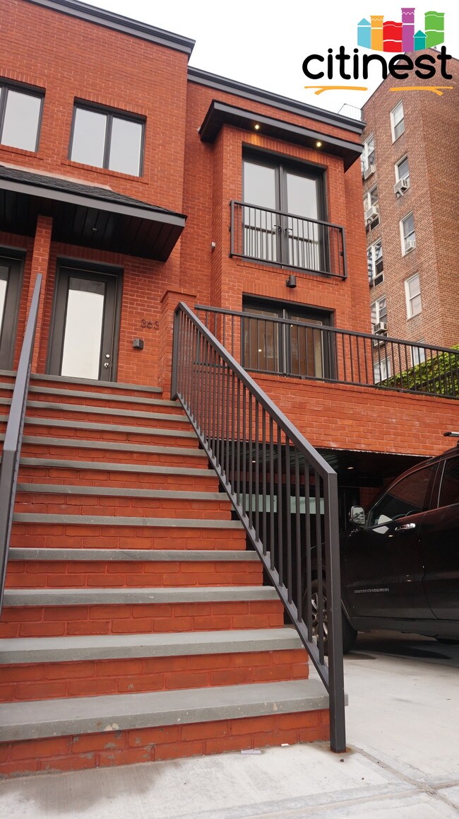 Building Photo - 361 97th St