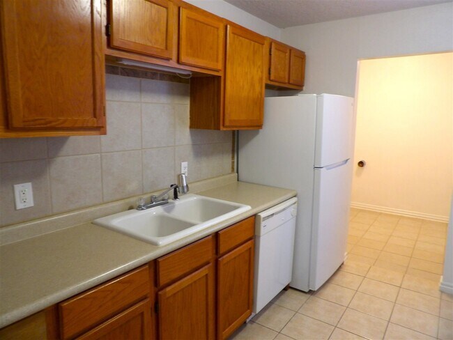 Foto del edificio - 2812 Mobley St NW