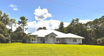 Building Photo - 13576 48th Ct N