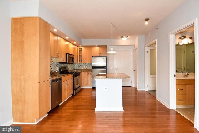 Foto del edificio - 440 L St NW