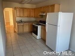 Foto del edificio - 85-08 Little Neck Pkwy