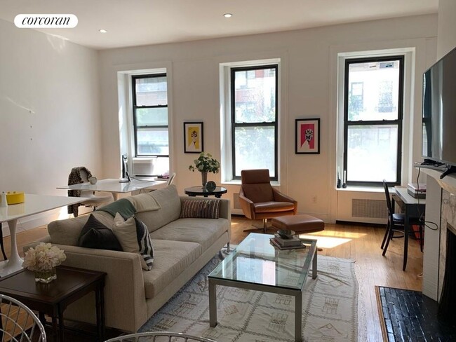 Foto del edificio - 161 E 61st St