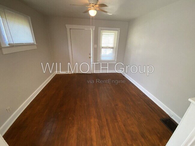 Building Photo - 1535 Kappes St