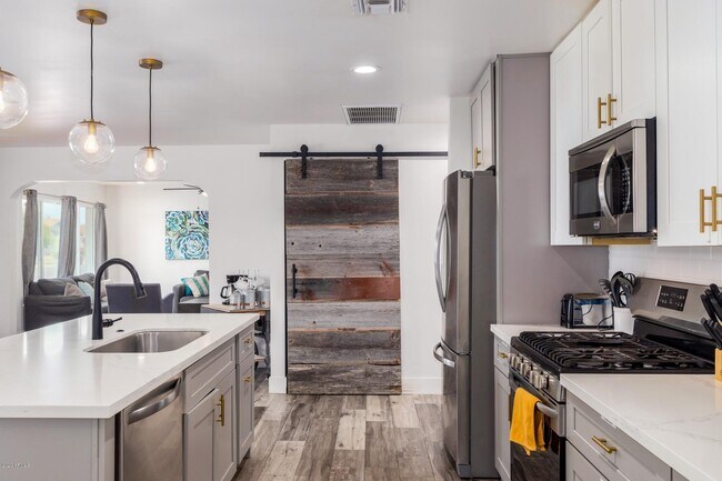 Foto del edificio - 8709 E Terrace Dr