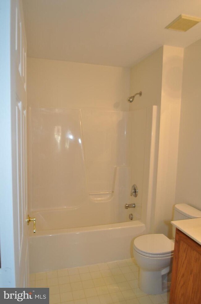 Foto del edificio - 1111 Jousting Way