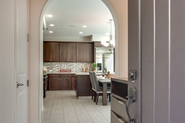 Building Photo - San Ramon Gale Ranch home 3 bed 3 bath + O...