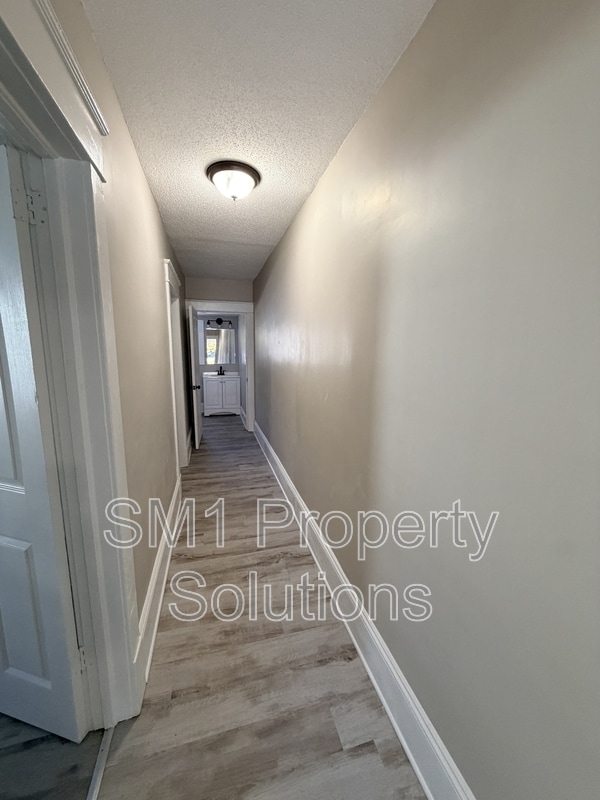 Building Photo - 713 Martin Luther King Jr Dr