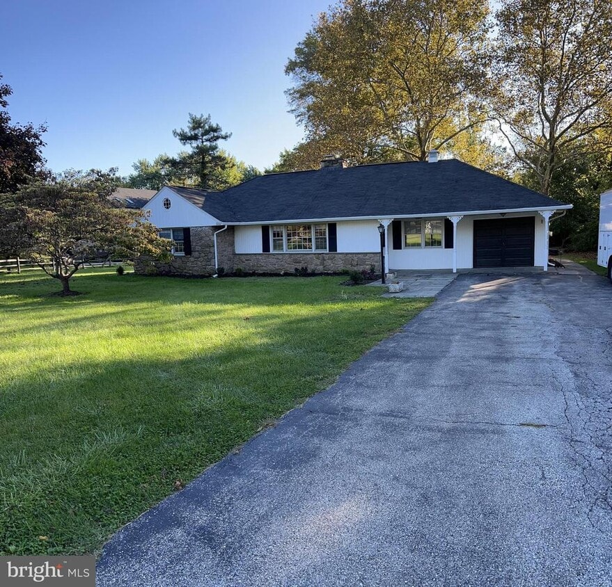 Foto principal - 106 Township Line Rd