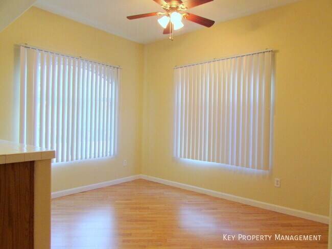 Building Photo - 8416 White Eagle Ave