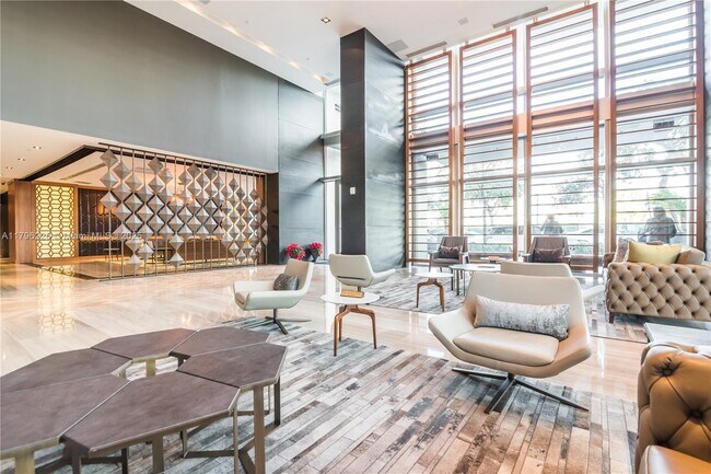 Foto del edificio - 3470 E Coast Ave