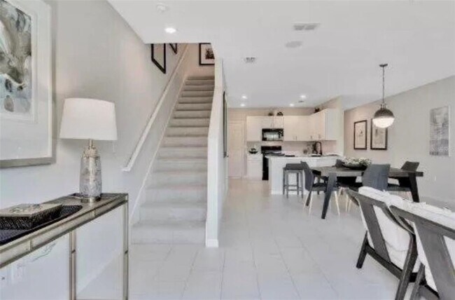 Building Photo - 3745 Hampton Chase Ln