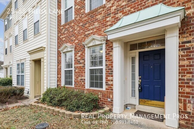 Building Photo - 25488 Freda Ln