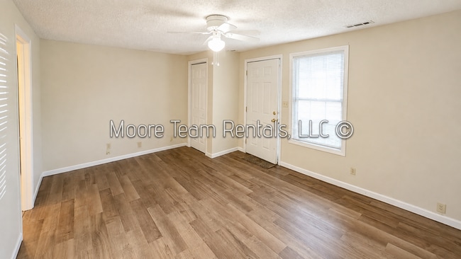 Building Photo - 618 Edgewood Ave